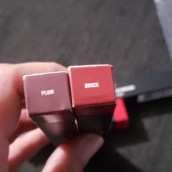 NOT AVAILABLE*** MAC Cosmetics - Picture 5 of 5